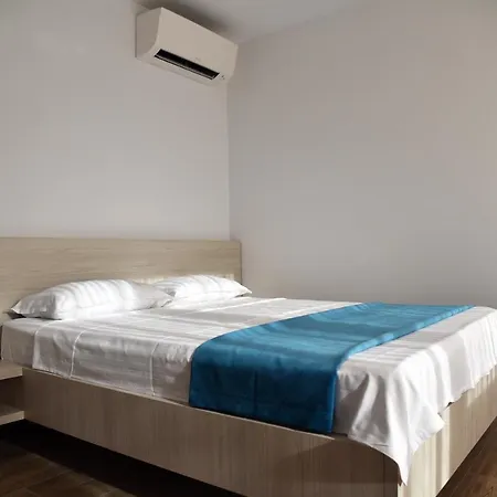 Guest house Vila Ozzy
